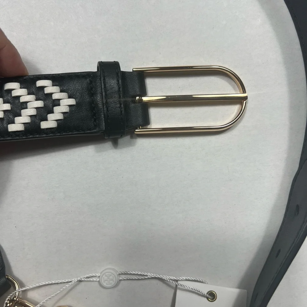 Tory Burch elegant belt